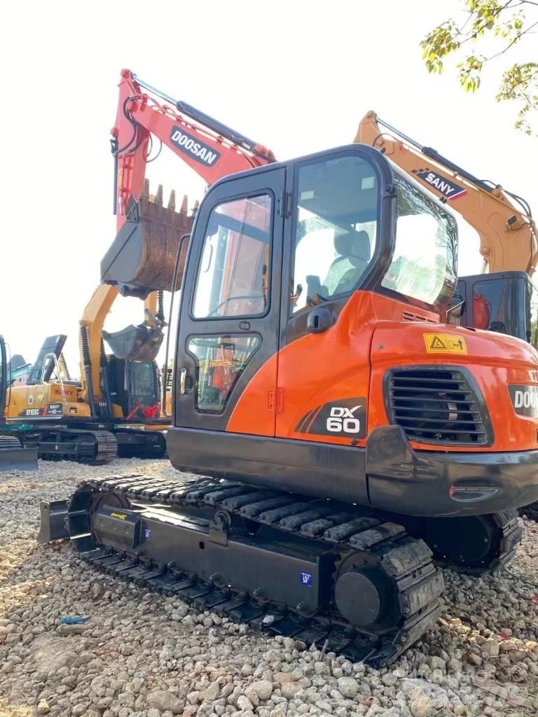 Doosan dx60 Escavadeiras de esteiras