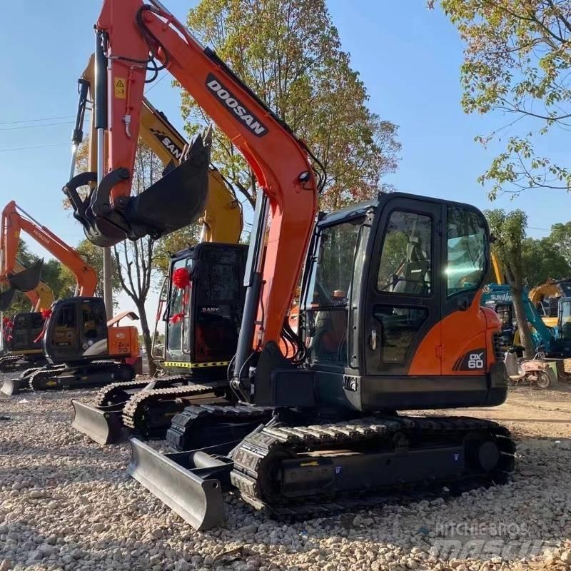 Doosan dx60 Escavadeiras de esteiras