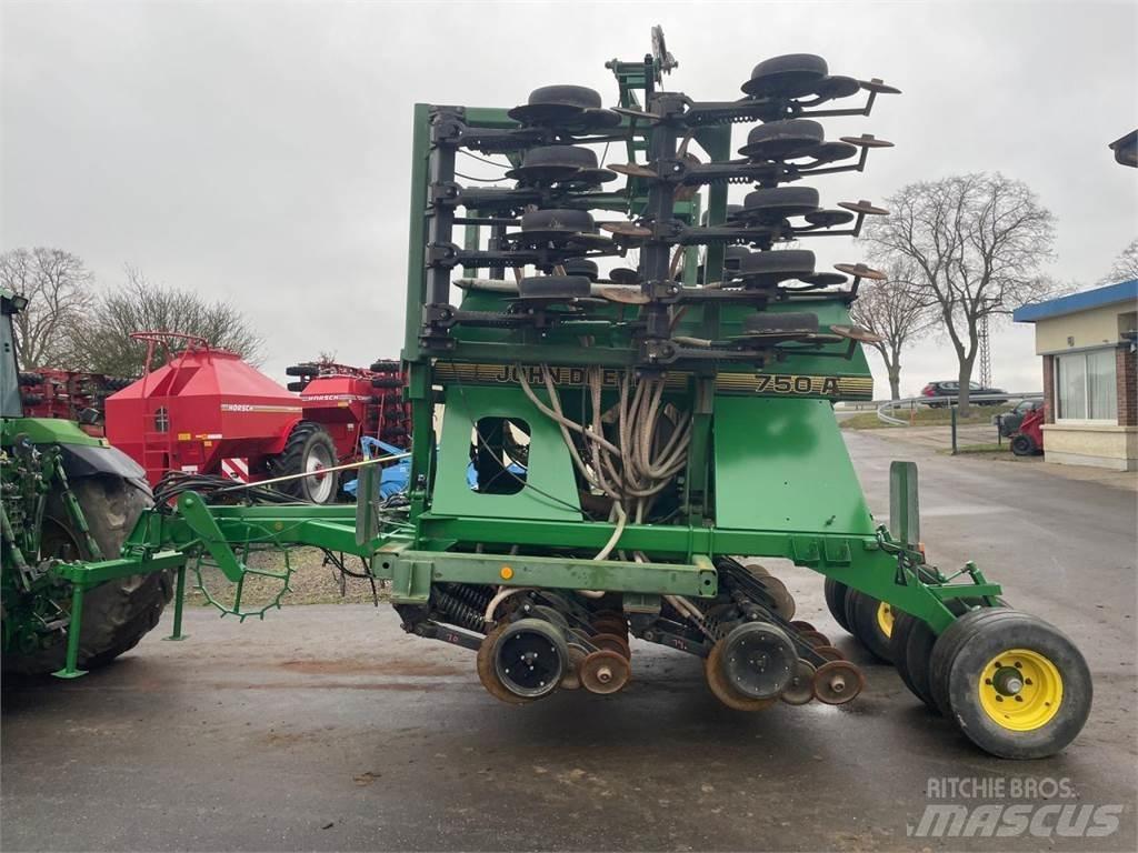 John Deere 750A 6m Semeadoras de precisão