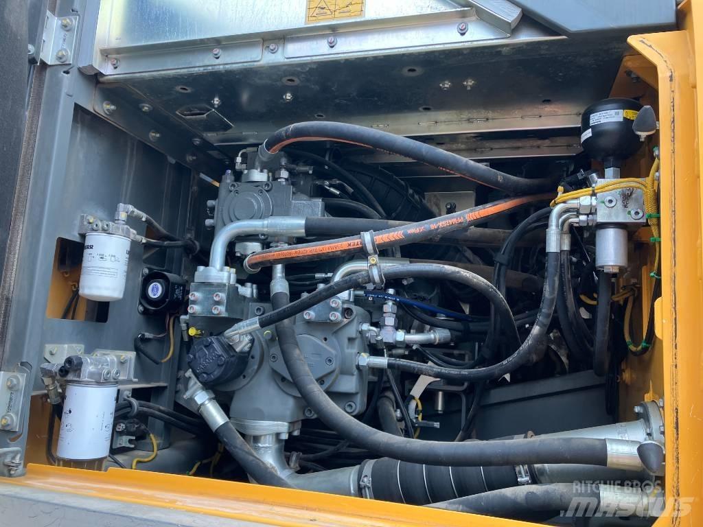 Liebherr R 945 Escavadeiras de esteiras