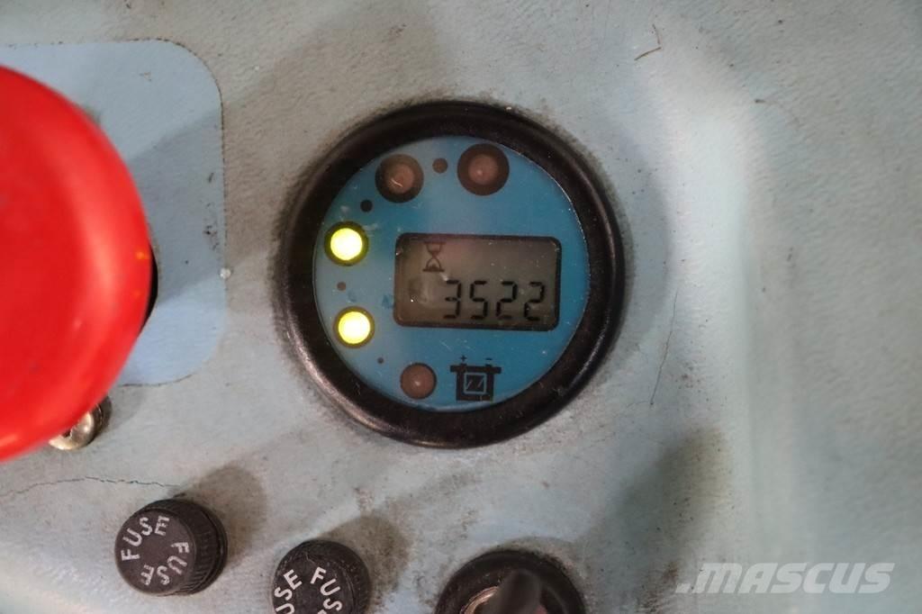 Hyster S1.4-46 Empilhador para operador externo