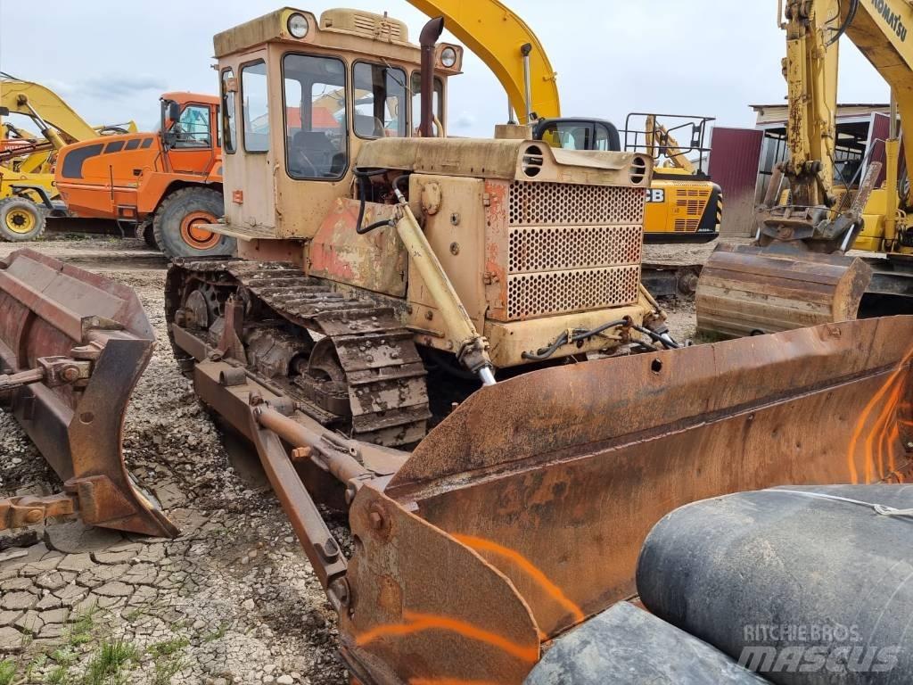 CAT T 130 Dozers - Tratores rastos