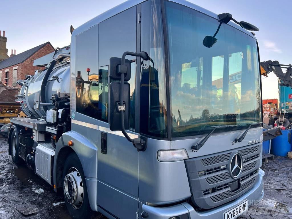 Mercedes-Benz Econic Camiões-cisterna