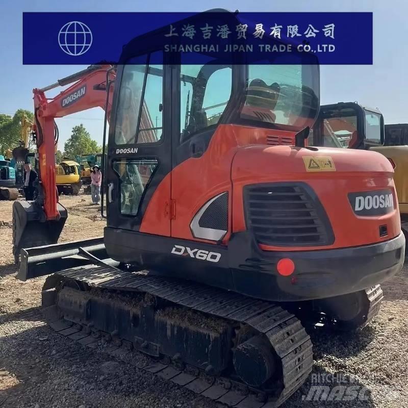 Doosan DX 60 Escavadeiras de esteiras