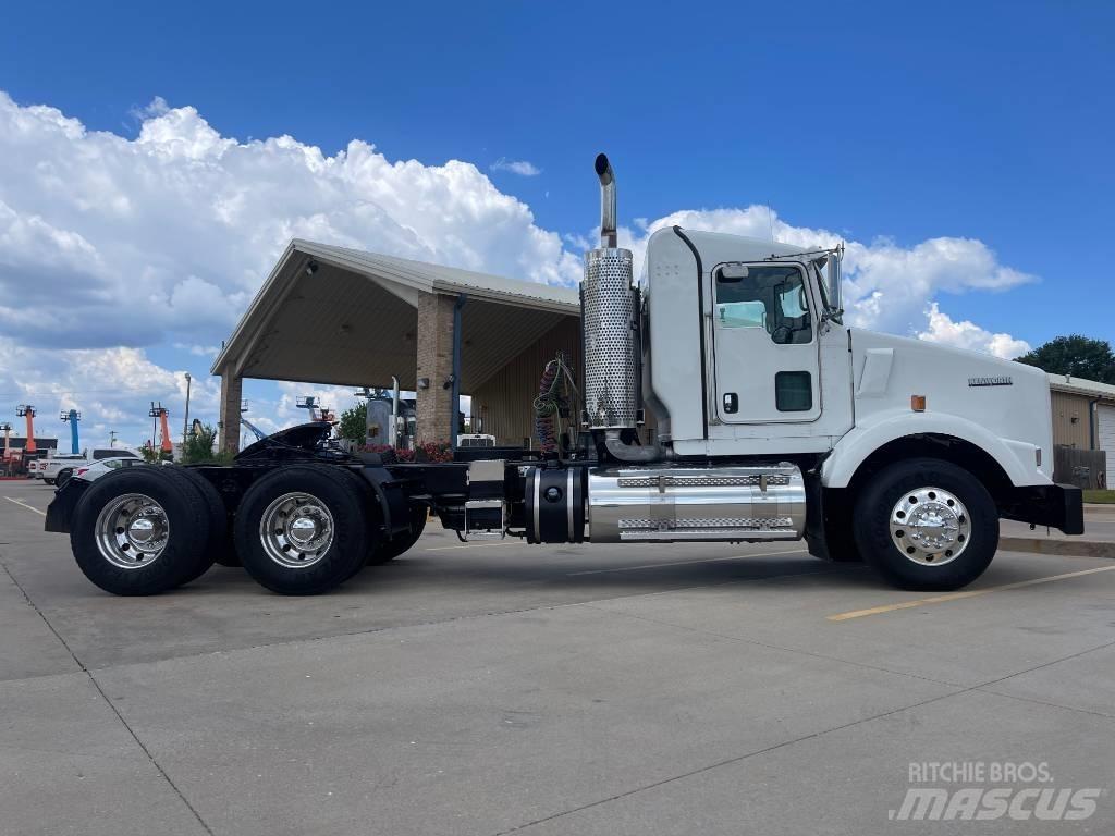 Kenworth T 800 Cavalos Mecânicos