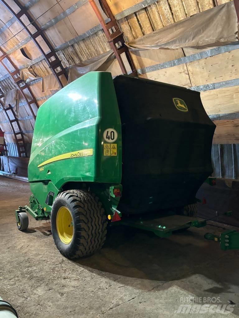 John Deere 960 Enfardadeira de rolos