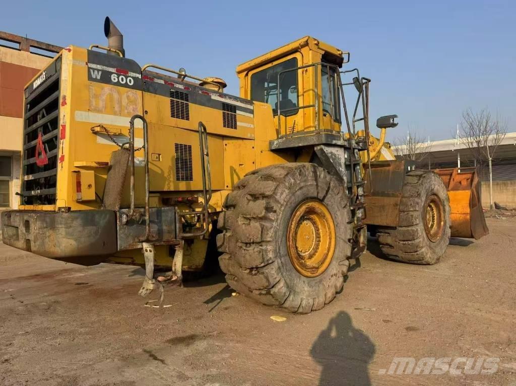 Komatsu WA 600-3 Carregadeiras de rodas