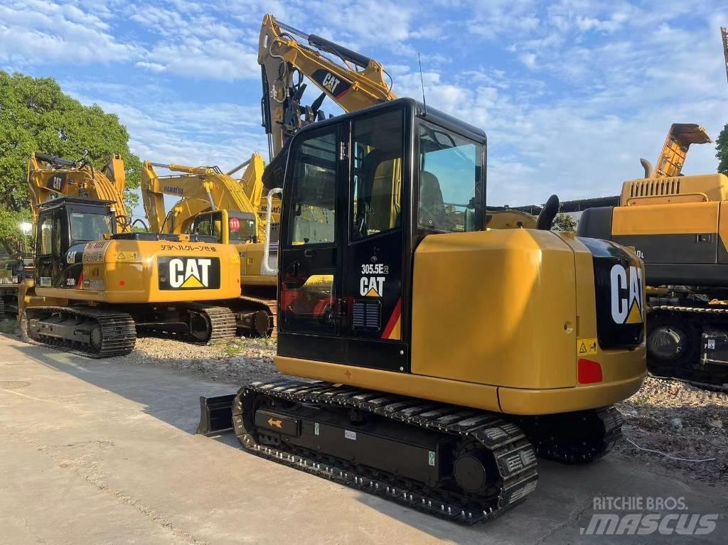 CAT 305.5 E2 Miniescavadeiras