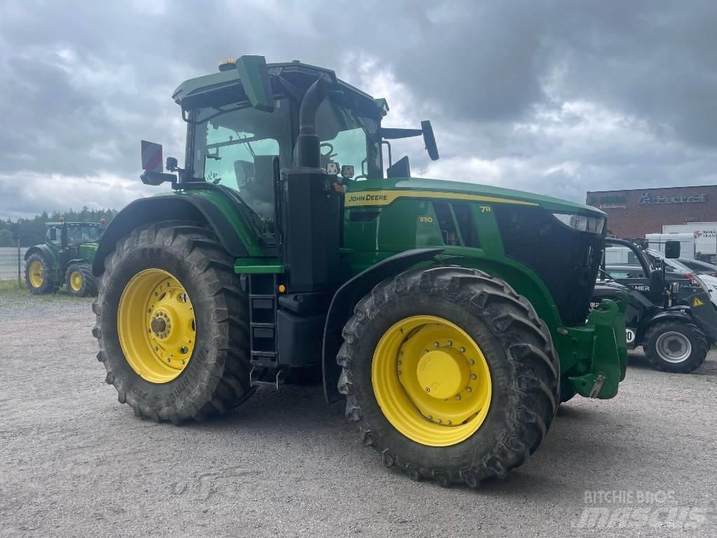 John Deere 7R330 Tratores Agrícolas usados