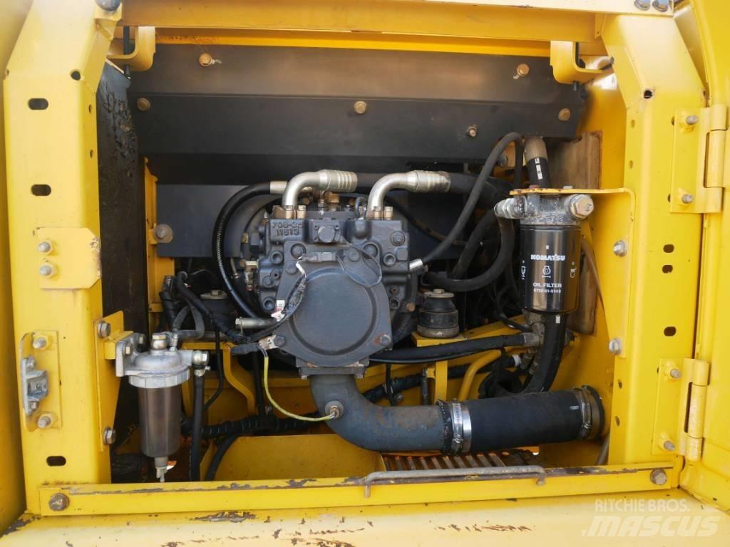 Komatsu PC180NLC-7K Escavadeiras de esteiras