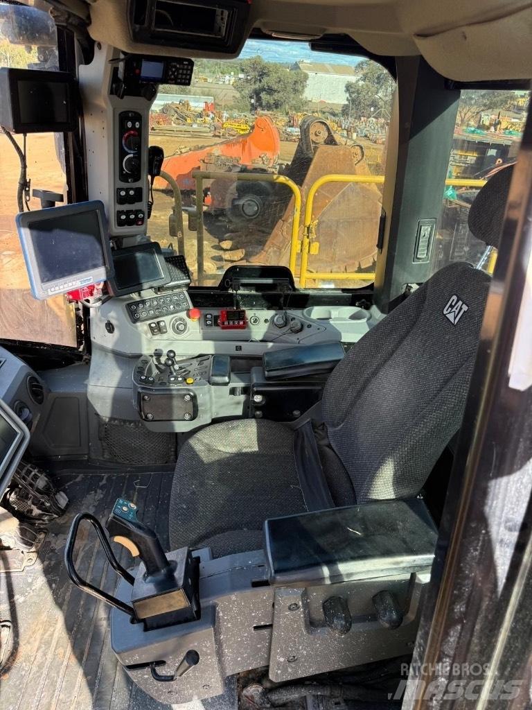 CAT 988 K Carregadeiras de rodas