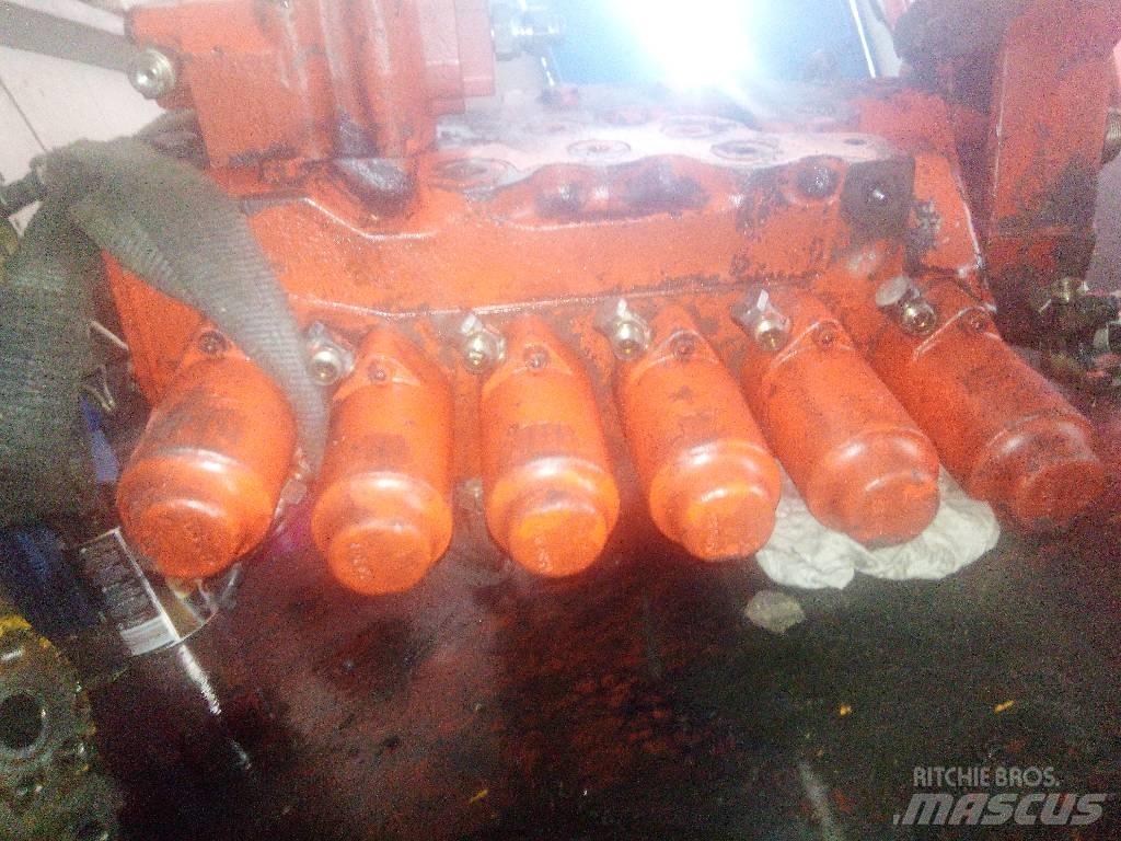 O&K RH 9 LC Hidráulica