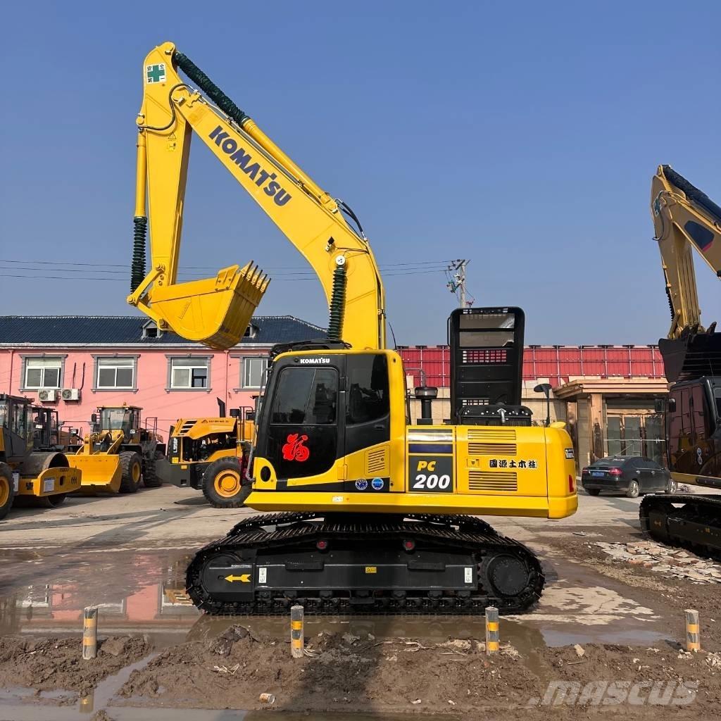 Komatsu PC 200-8 Escavadeiras de esteiras