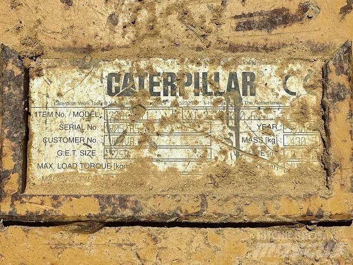 CAT 311C Escavadoras especiais