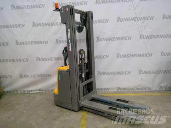 Jungheinrich EJC 216 Empilhador para operador externo