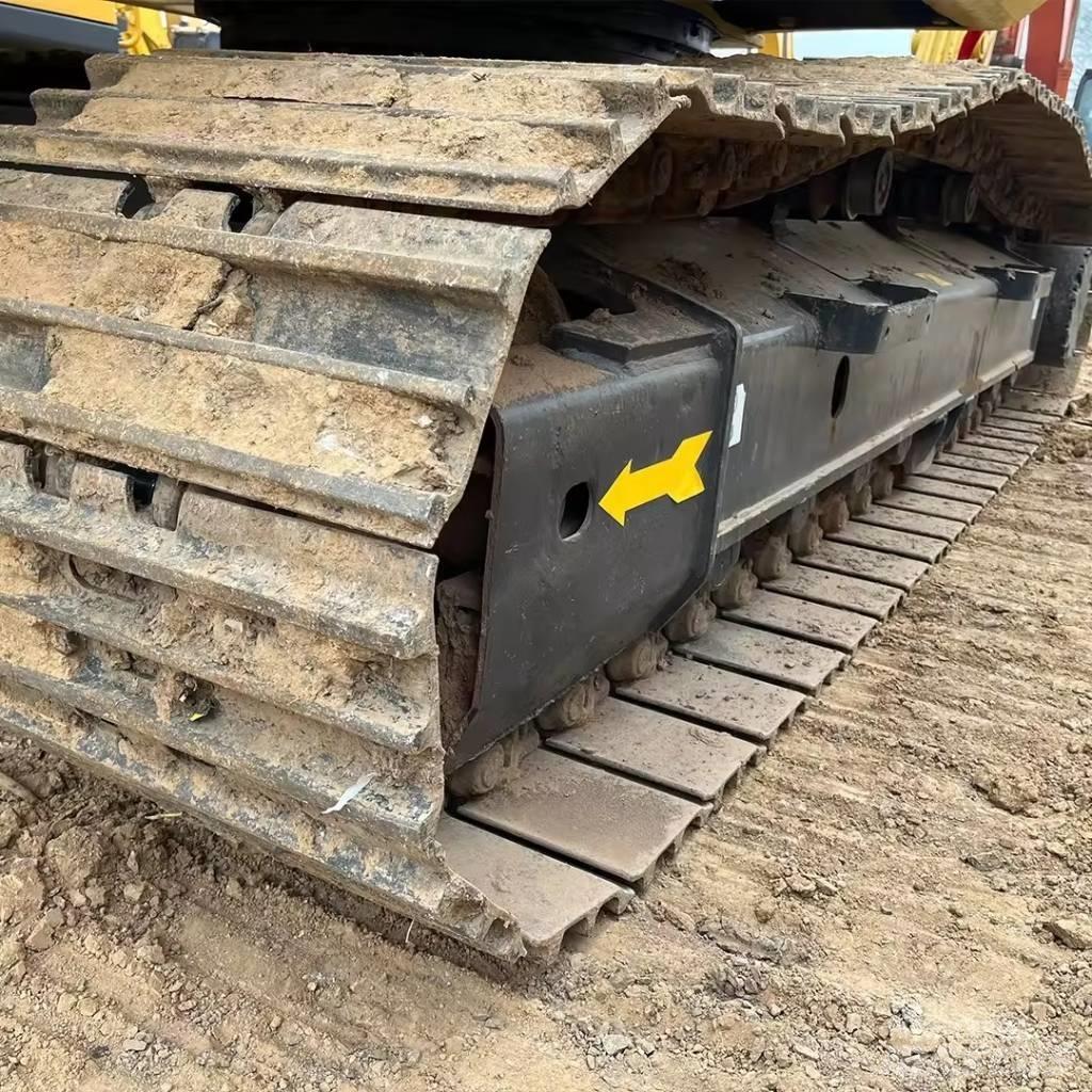 Komatsu PC 220 Escavadeiras de esteiras