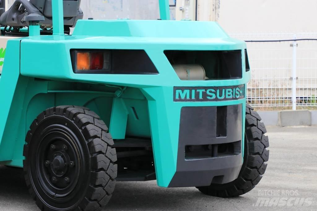 Mitsubishi FD60 Empilhadores Diesel
