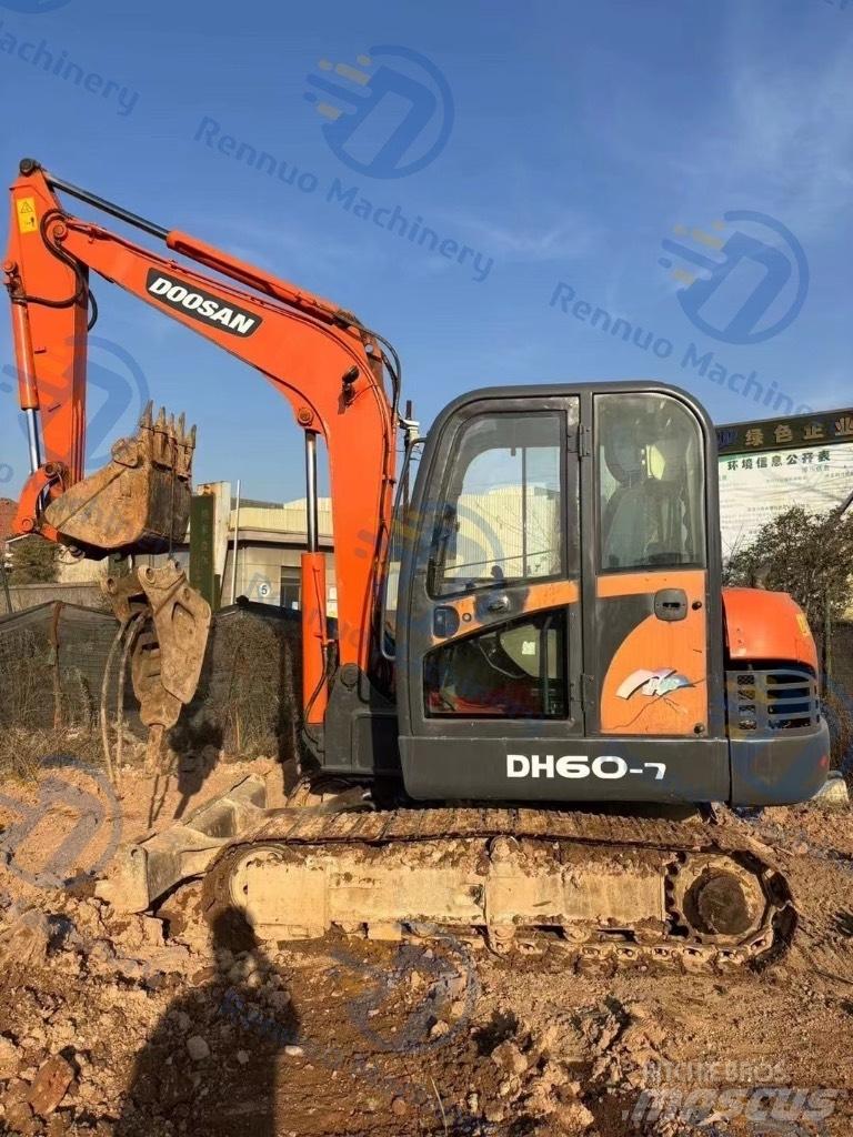 Doosan DH 60 Escavadeiras de esteiras