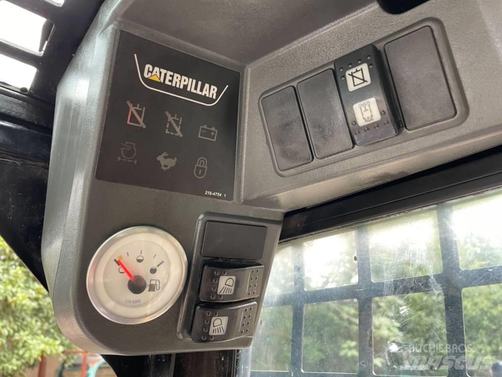 CAT 226B Minicarregadeiras