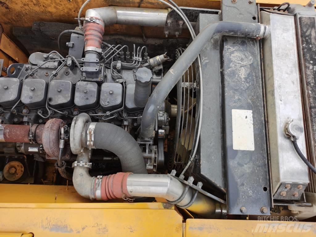 Hyundai R225LC-7 Escavadeiras de esteiras