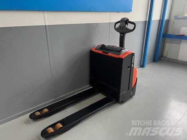 Toyota LWE160 Porta palettes