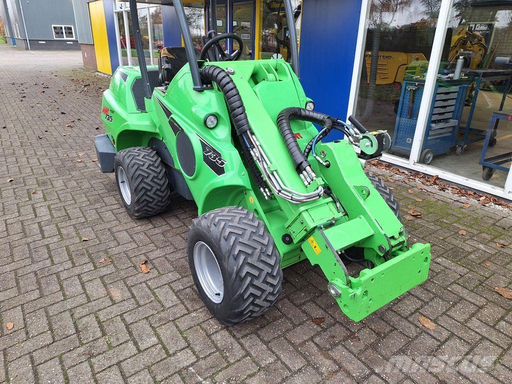 Avant 735 TDL Escavadoras especiais