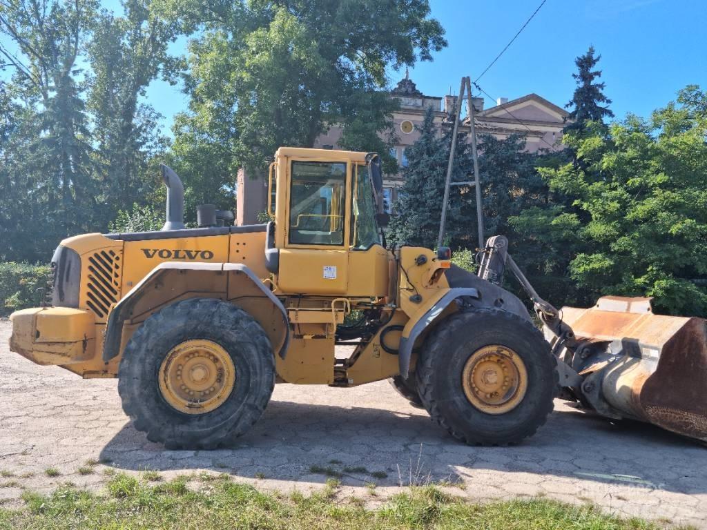 Volvo L 120 E Carregadeiras de rodas