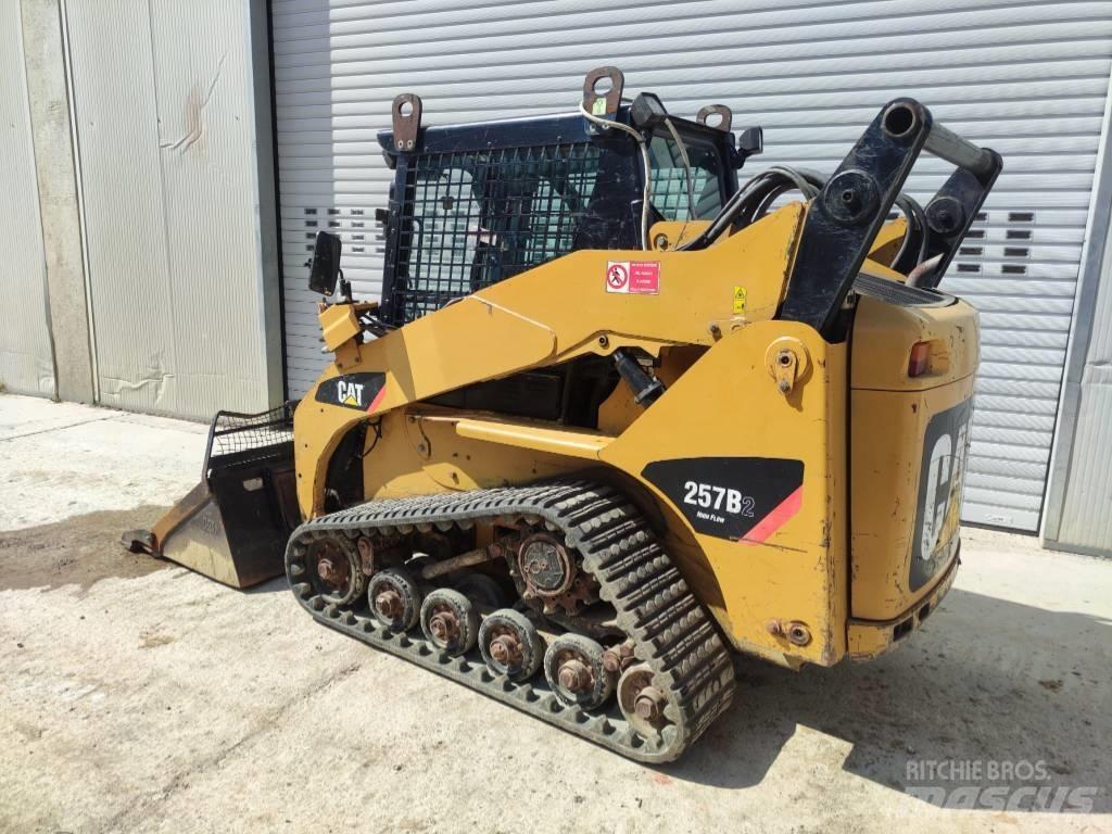 CAT 257 B 2 Carregadoras de lagartas