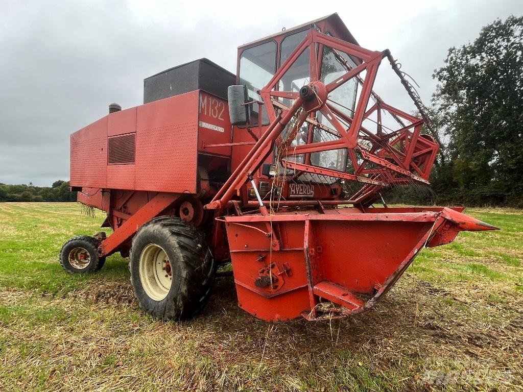  Lavarda M132 Ceifeiras debulhadoras