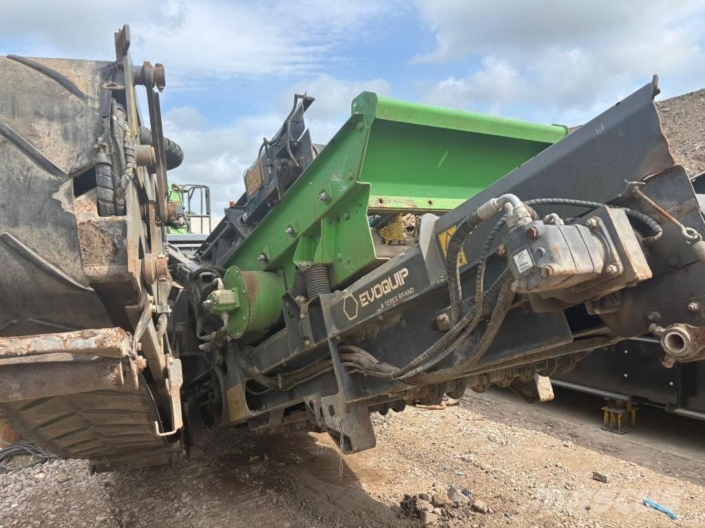 EvoQuip Cobra 230R Britadores móveis