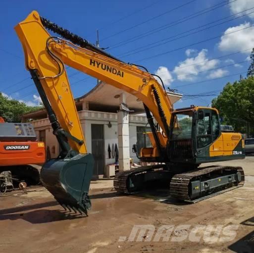 Hyundai R220LC-9S Escavadeiras de esteiras