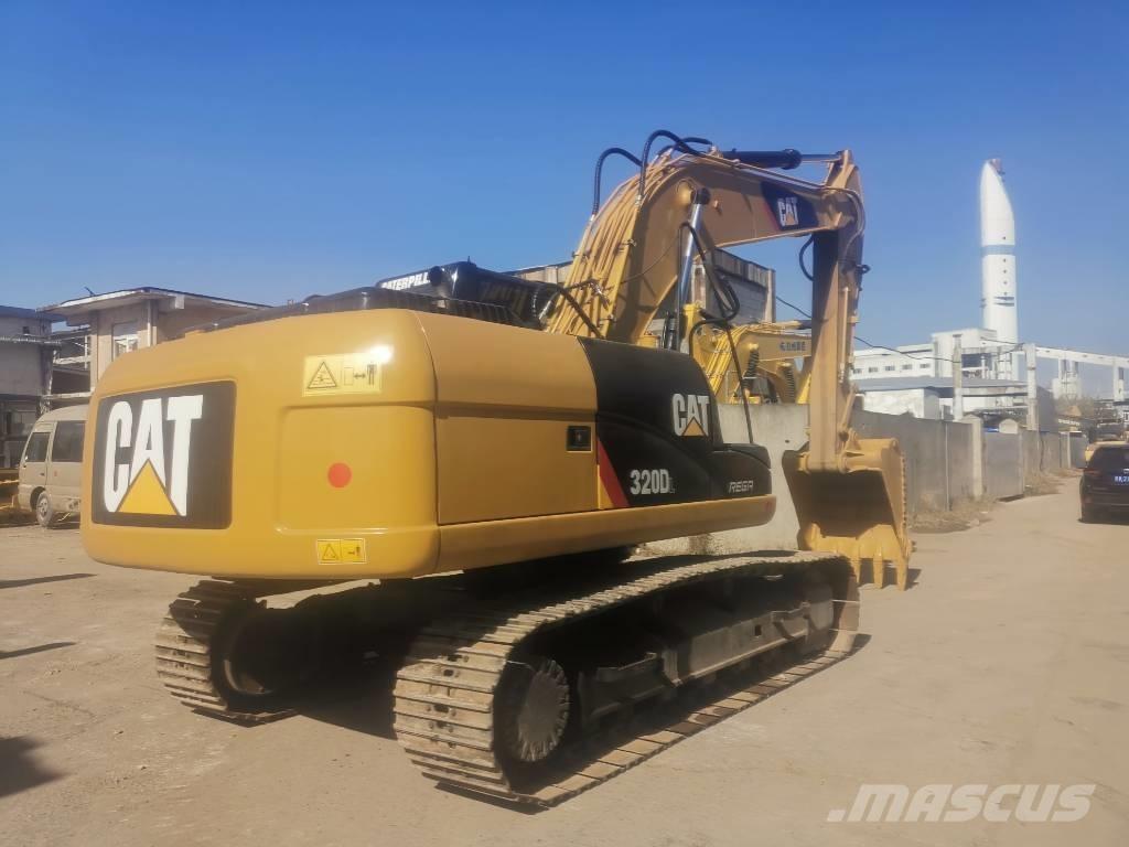 CAT 320 D Escavadeiras de esteiras