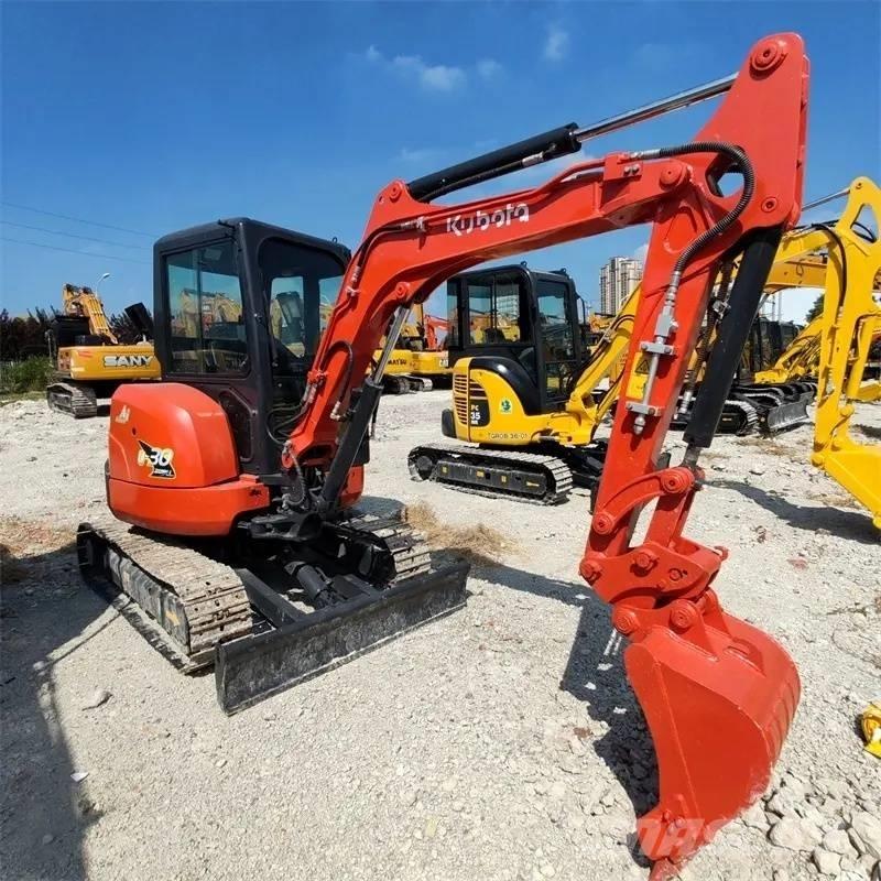 Kubota U 30 Miniescavadeiras