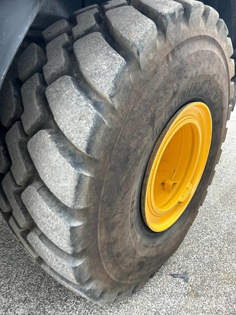 Komatsu WA 475-10E0 Carregadeiras de rodas