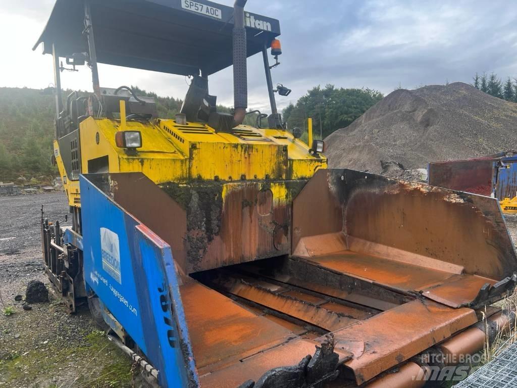 Titan 6870 Paver Espalhadoras de asfalto