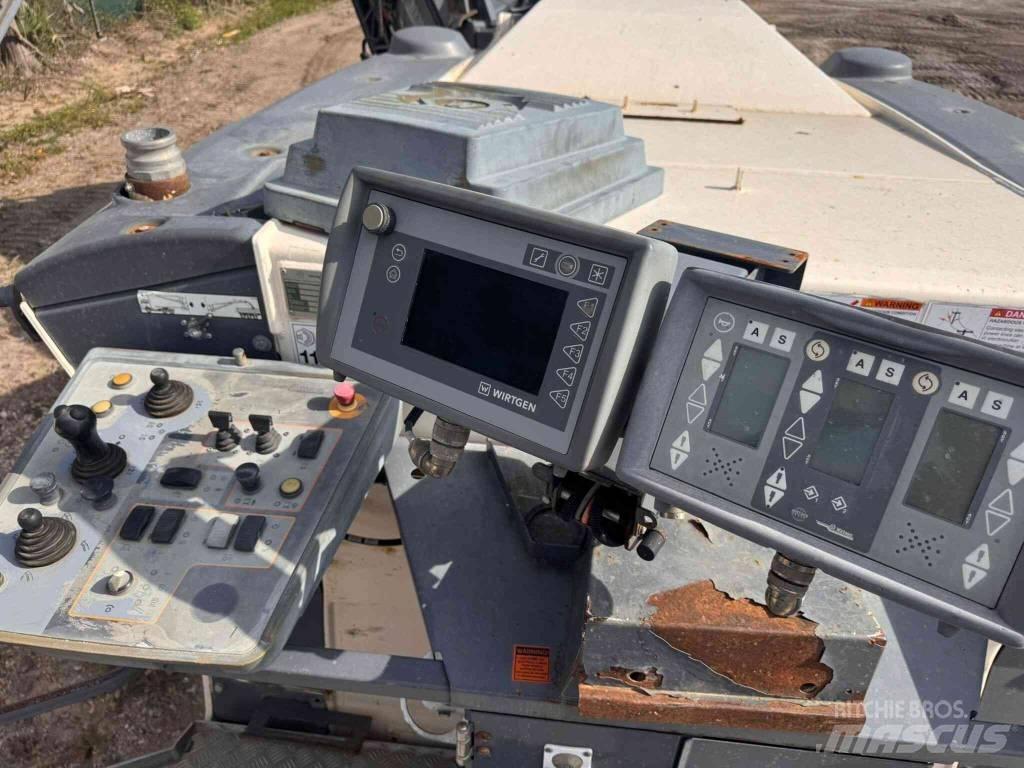 Wirtgen W250 Moinhos de asfalto a frio