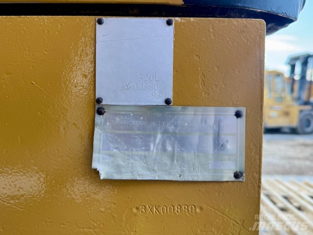 CAT 320 L Escavadeiras de esteiras