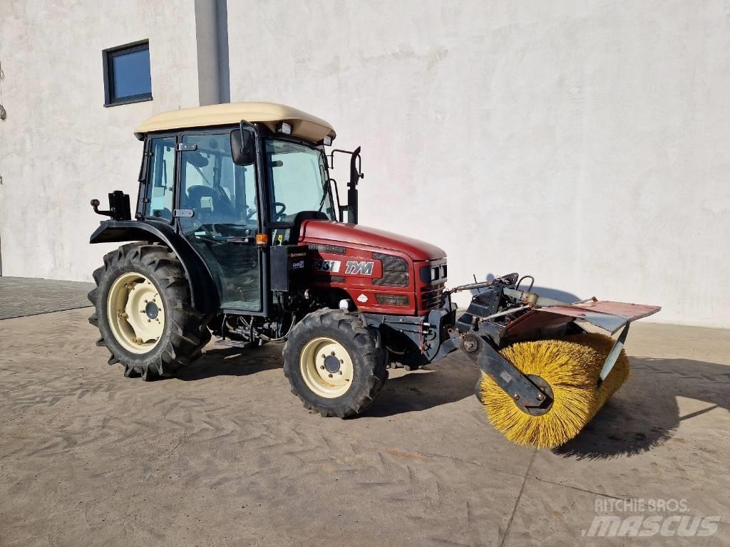 TYM T431 P569 Tratores Agrícolas usados