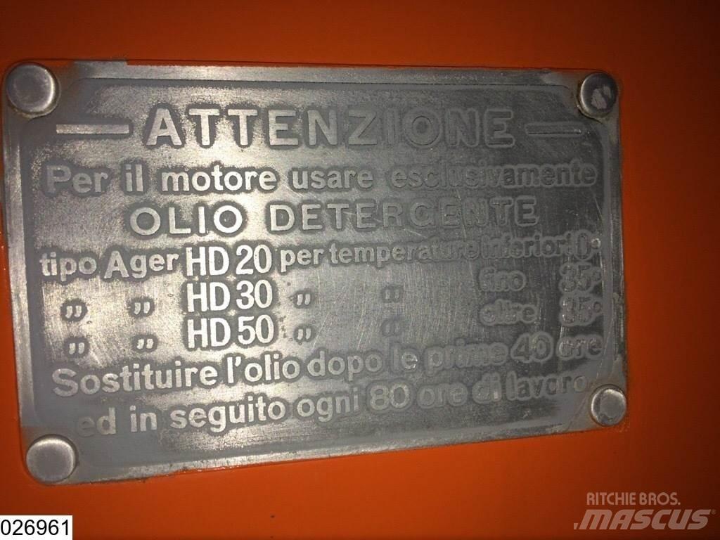 Fiat R25 2WD Tratores Agrícolas usados