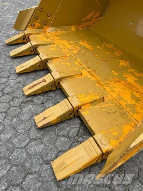 CAT 374 lre Bucket Baldes
