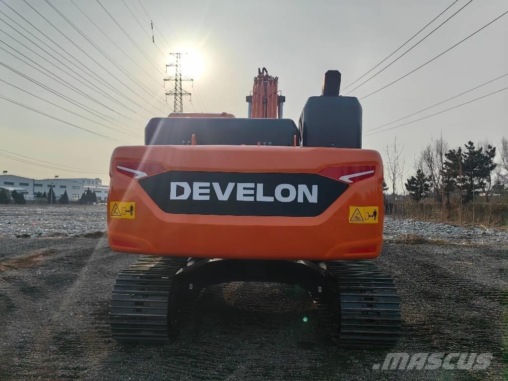 Doosan DX225 Escavadeiras de esteiras