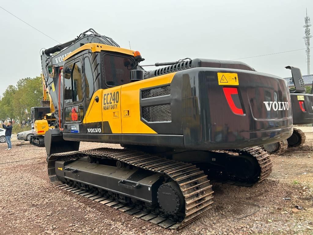 Volvo EC 240 Escavadeiras de esteiras