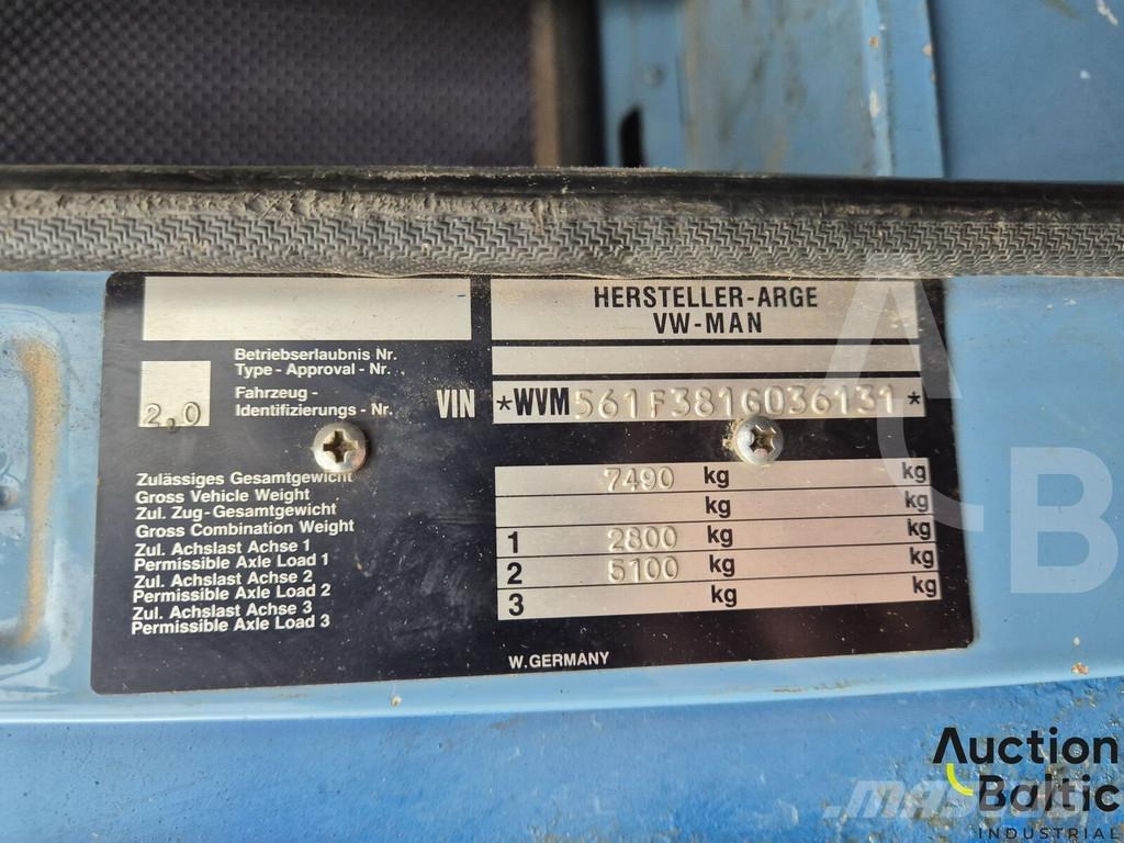 MAN 8.136 Camiões estrado/caixa aberta