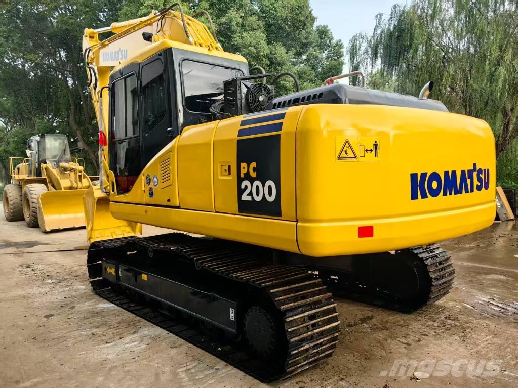 Komatsu PC 200-7 Escavadeiras de esteiras