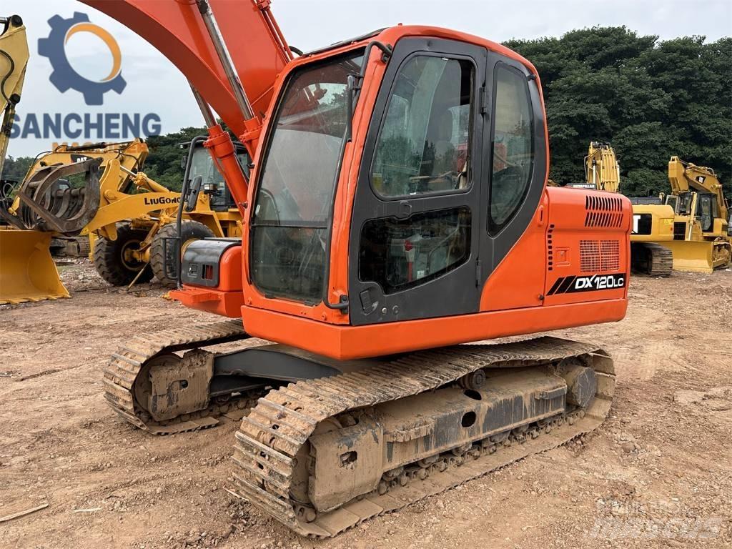 Doosan DX 120 Escavadoras Midi 7t - 12t