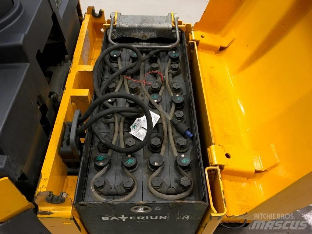 Jungheinrich ERE 225 Porta-paletes com plataforma