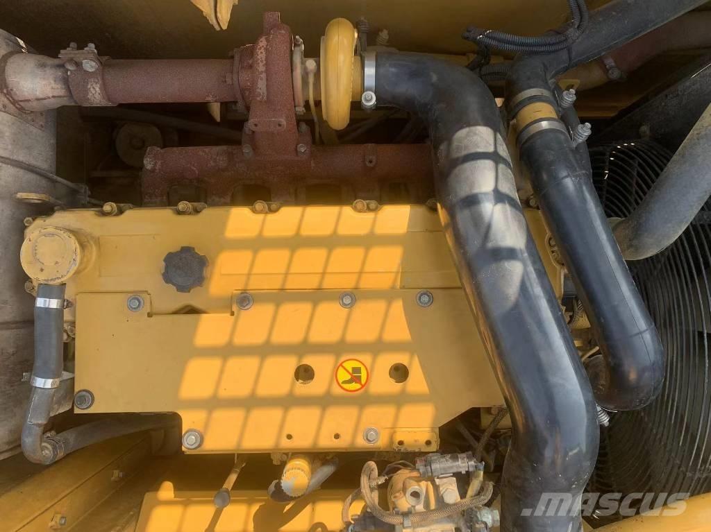 CAT 323 D L Escavadeiras de esteiras