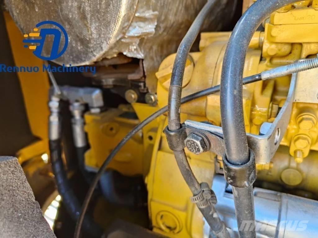 CAT 308 Miniescavadeiras