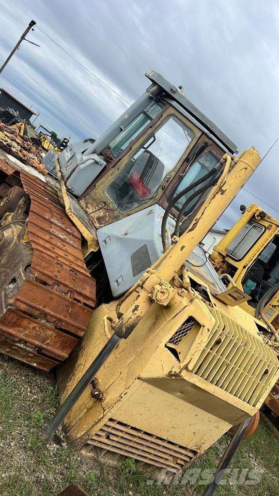 Komatsu D 65 EX Lanças e braços dippers