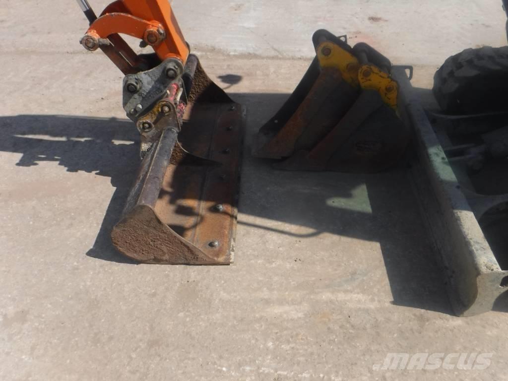 Hitachi ZX 26 U-6 Miniescavadeiras
